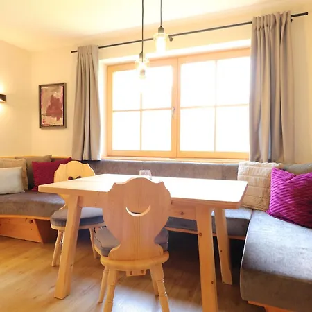 Haus Waldegg * Brixen im Thale