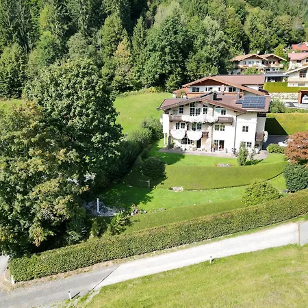 Haus Waldegg Apartman