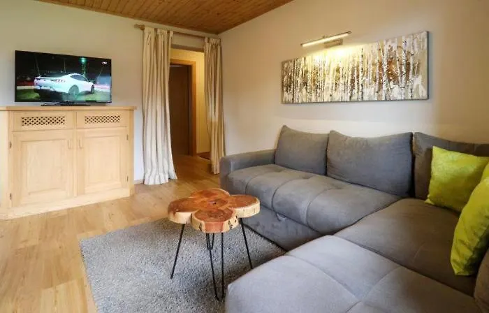 Haus Waldegg * Brixen im Thale